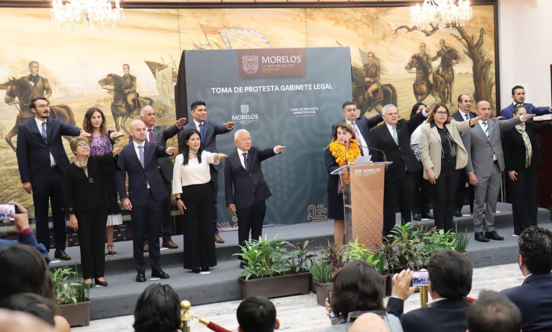Apertura de puertas del palacio de gobierno y toma de protesta a integrantes del gabinete 2024-2030