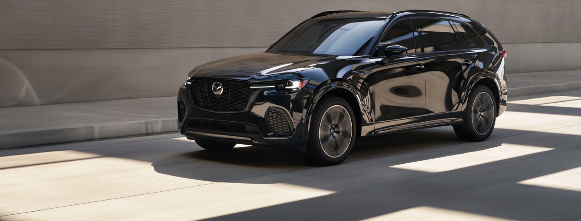 Descubriendo la 'Mazda CX-70 2025': Elegancia deportiva y rendimiento imponente