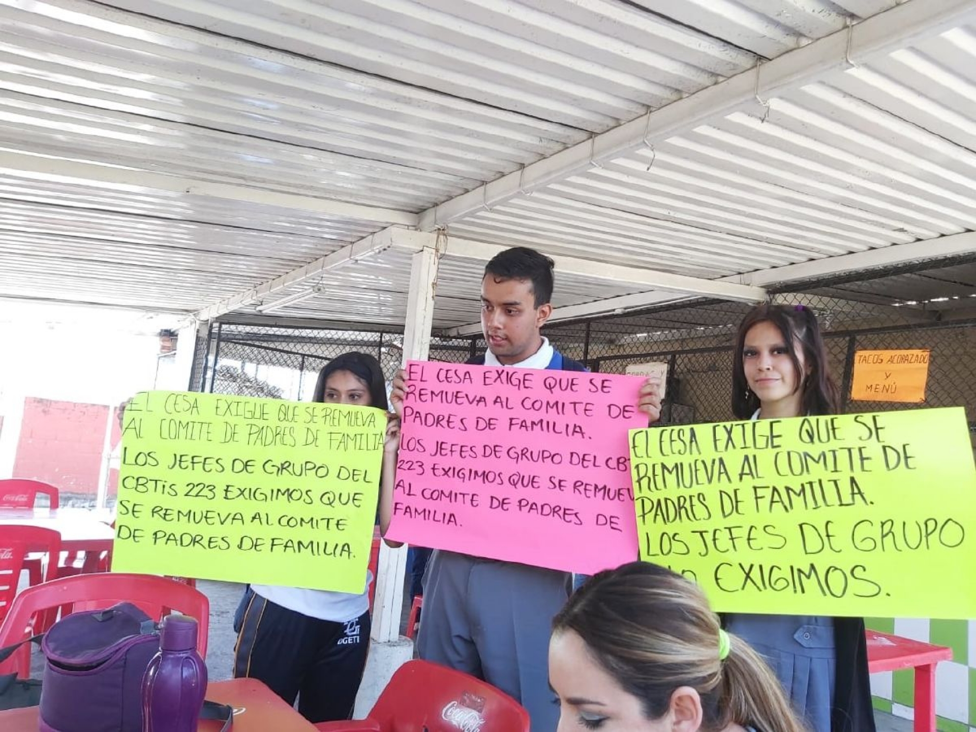 Exigen destitución del comité de padres de familia del CBTIS 223