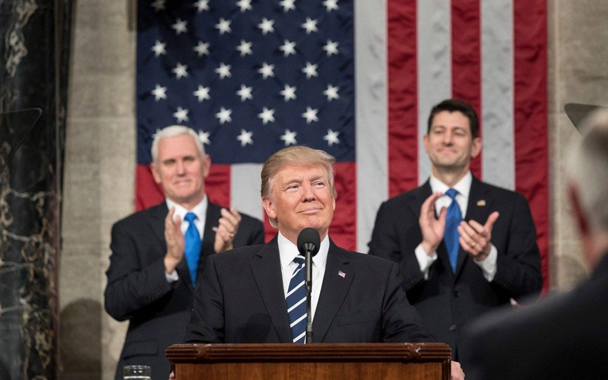 Aprueba Senado de EU reforma fiscal de Trump