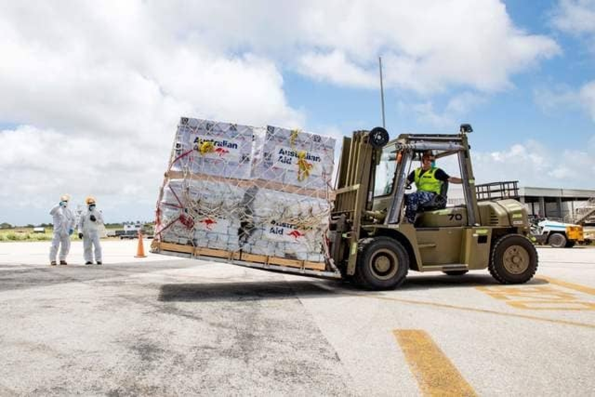 Llegan a Tonga los primeros aviones con ayuda humanitaria