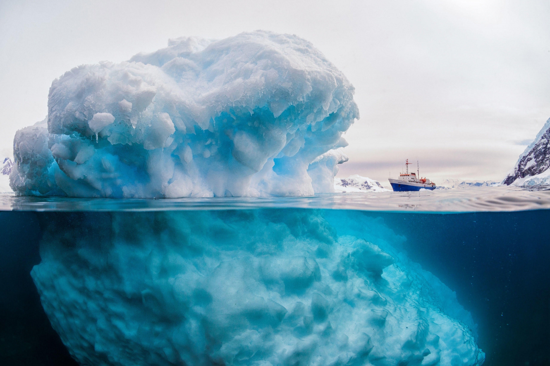 Alerta la Nasa por iceberg dos veces más grande que Nueva York