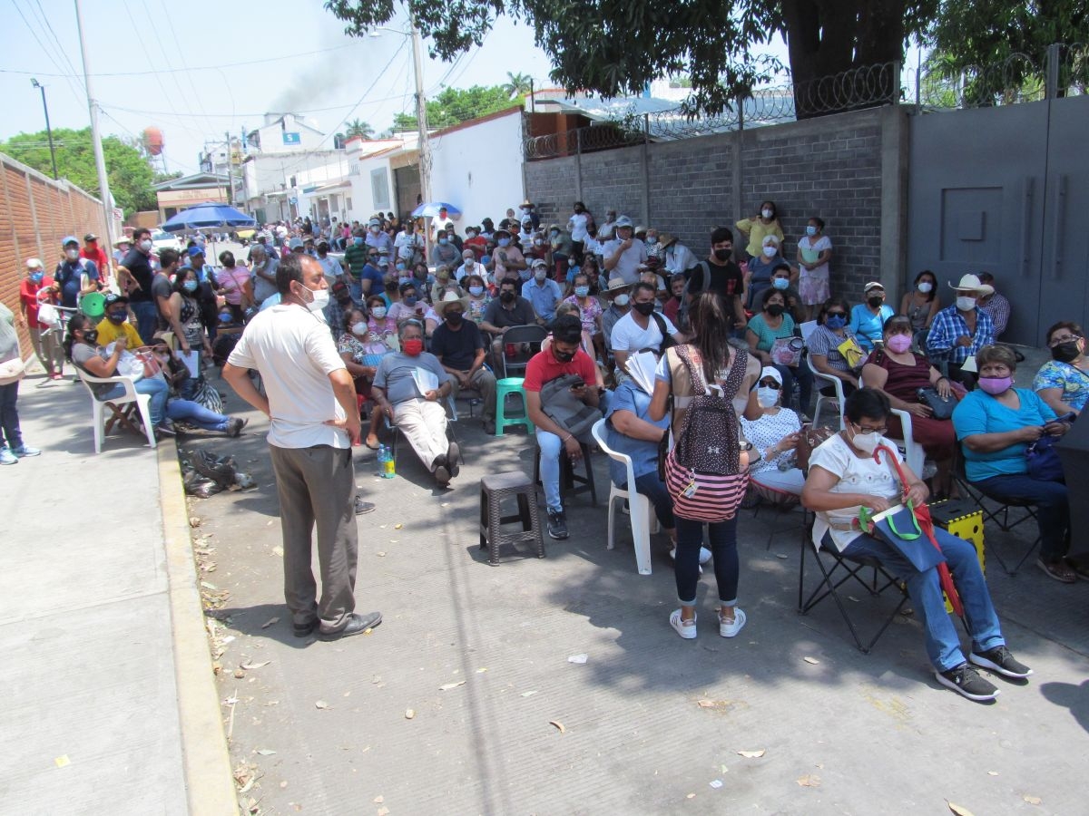 Con desvelos e incomodidades, se cumple con jornada de vacunación en municipios del sur