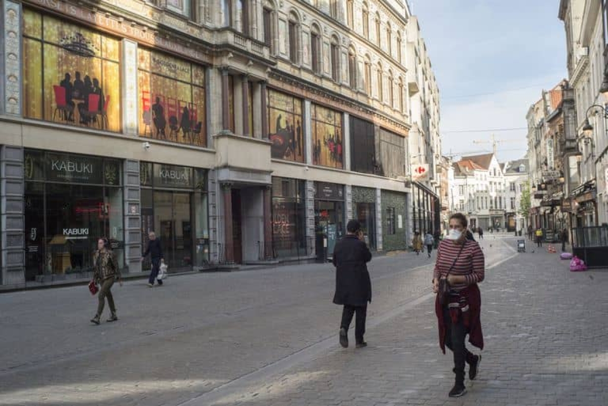 Bélgica vuelve a cerrar cines, teatros y estadios por variante Ómicron