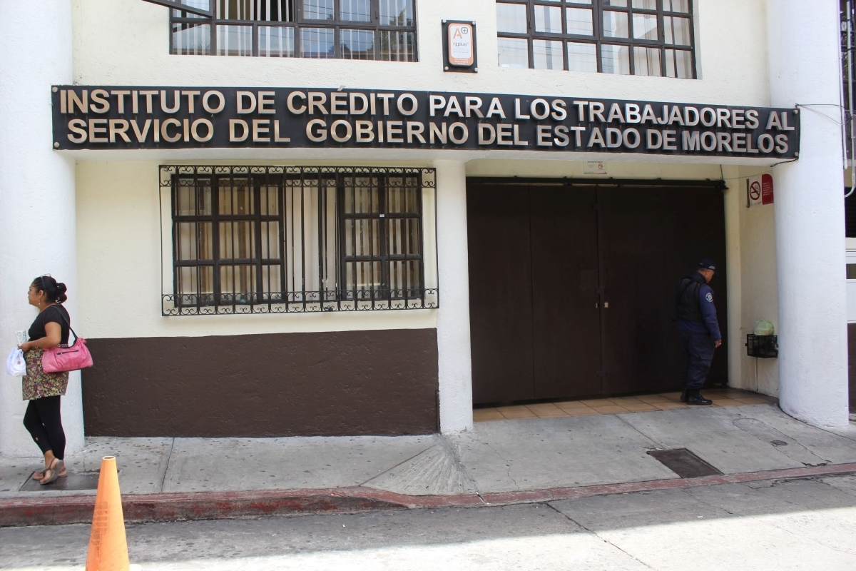 Que serán cobradores del Instituto de Crédito