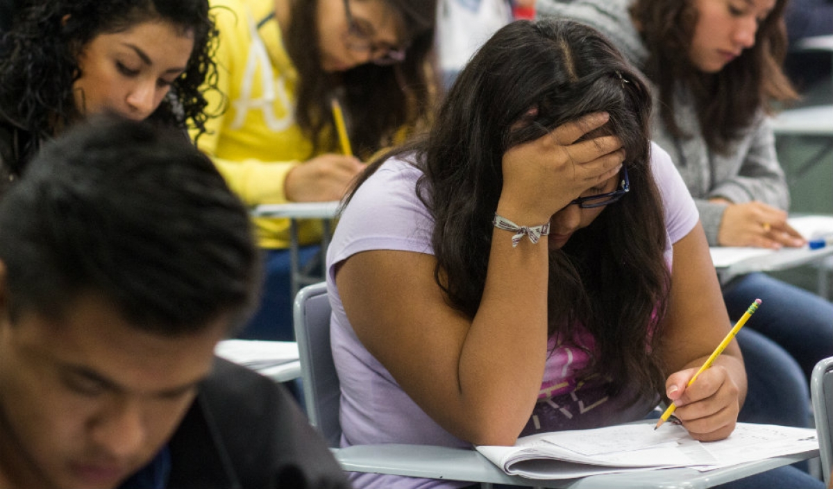 No más trampas escolares, la SEP va contra la venta de tareas en línea