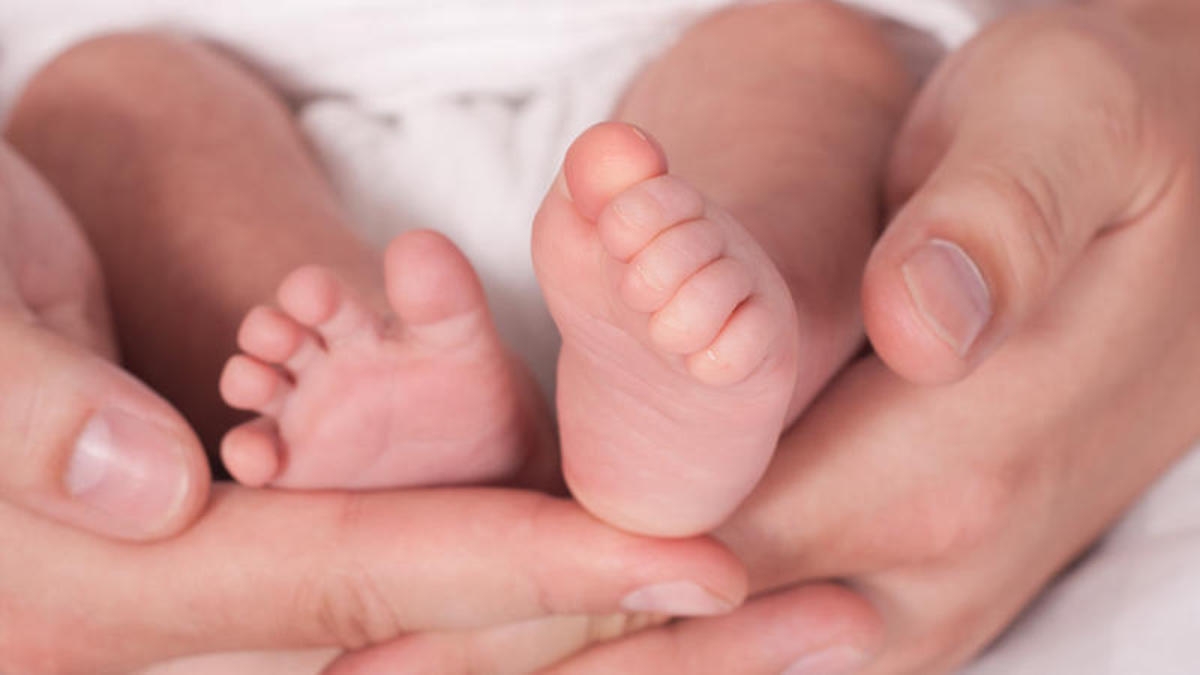Nace primer bebé ‘de tres padres’ en México