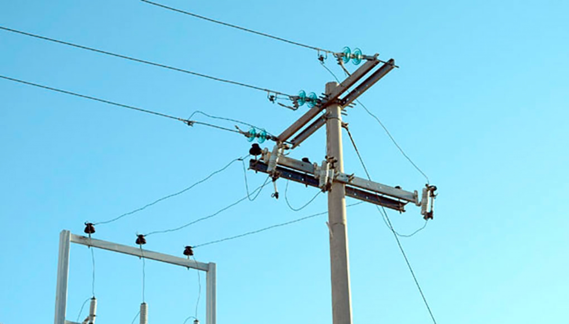 Sufrió quemaduras al recibir una descarga eléctrica