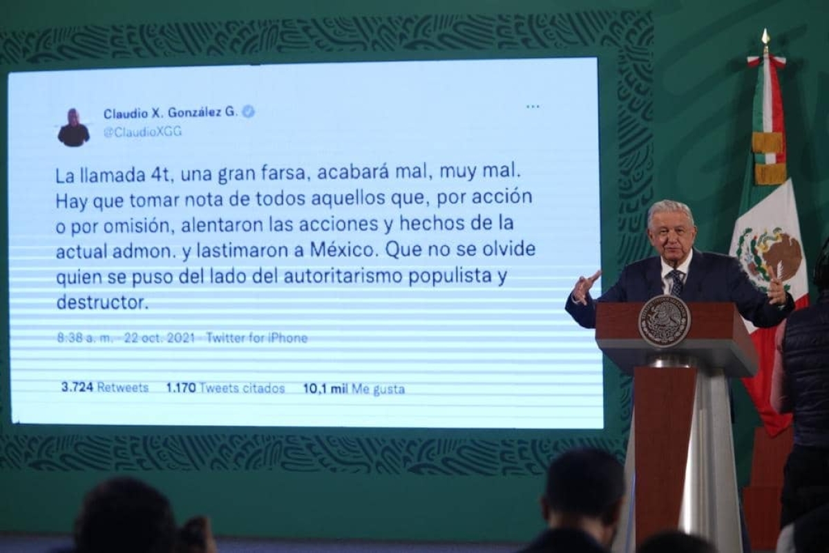 AMLO reitera críticas contra la UNAM