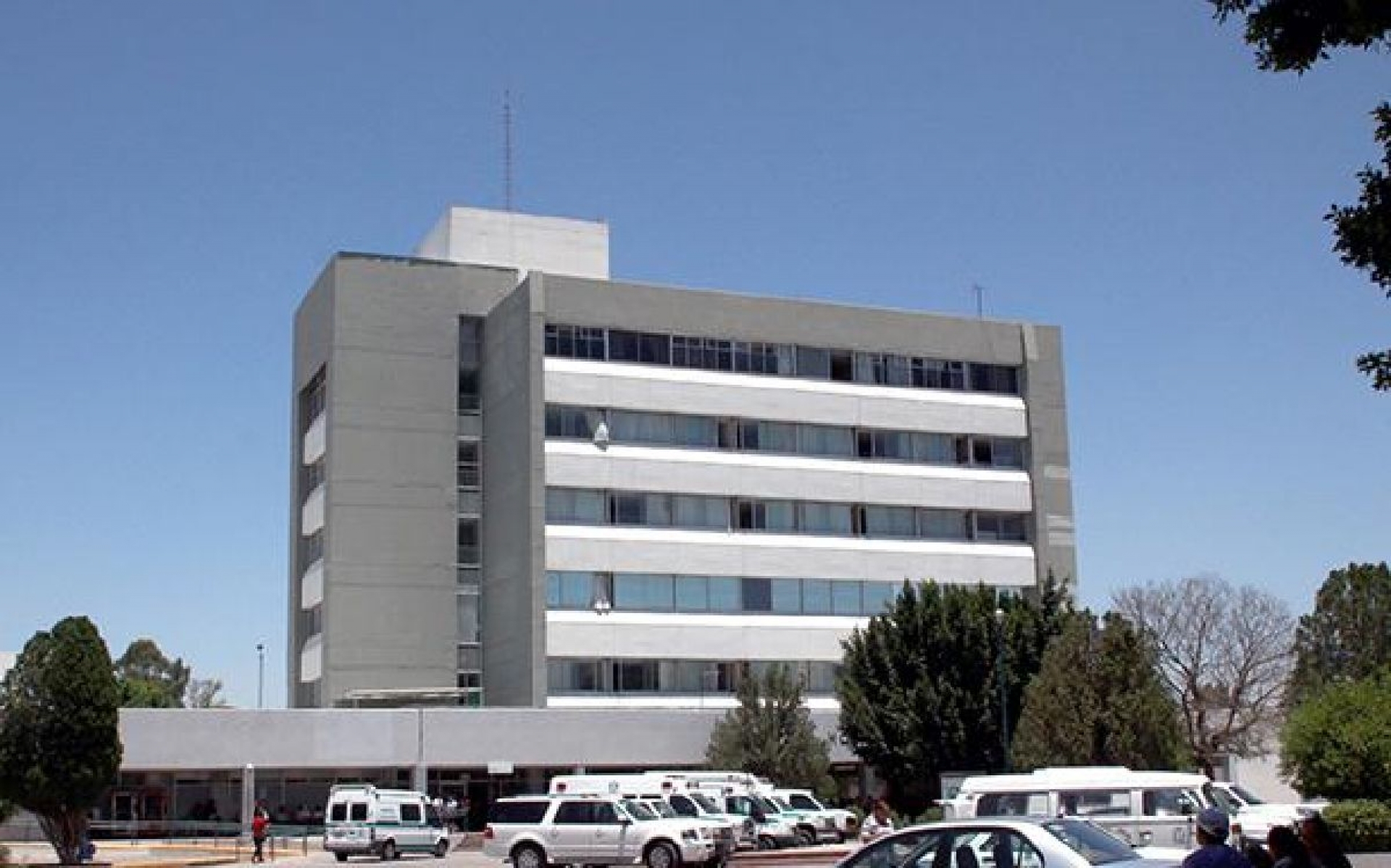 Especialistas del IMSS logran salvar la pierna de un adulto mayor