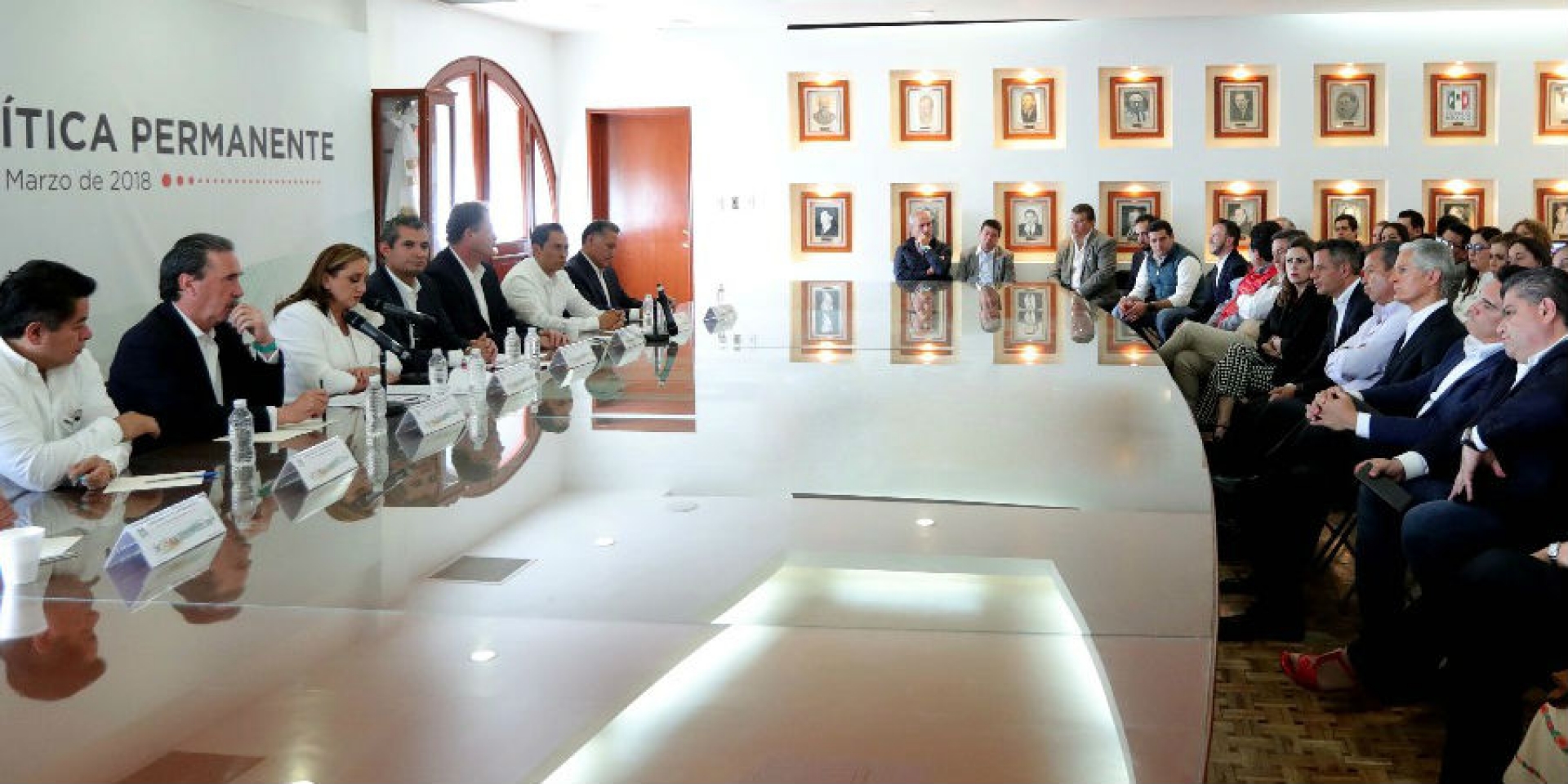 Aprueba PRI listas de candidatos plurinominales al Senado y a la Cámara de Diputados