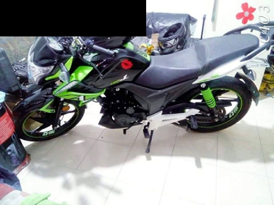 Lo despojaron de su moto, dos teléfonos y dinero