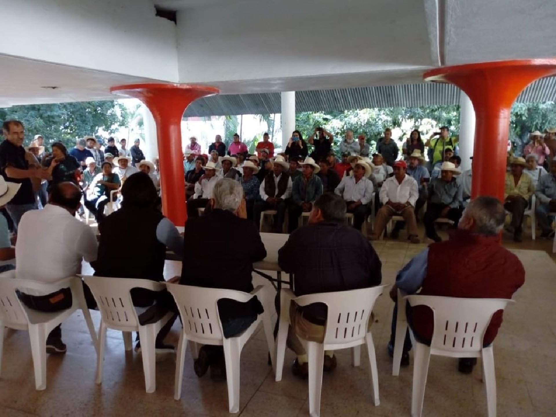 Llevarán más agua del manantial de Agua Hedionda al canal Tenango
