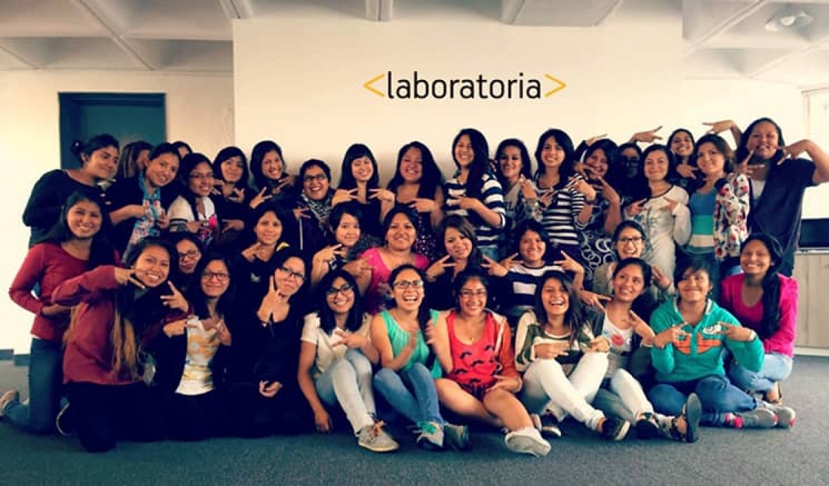 Así fue como el Covid-19 abrió campo laboral para mujeres en tecnología