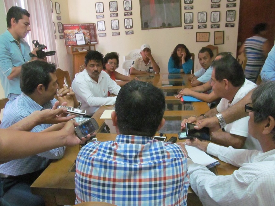 Tras negociación, ratifican al director del SCAPSZ  Zacatepec