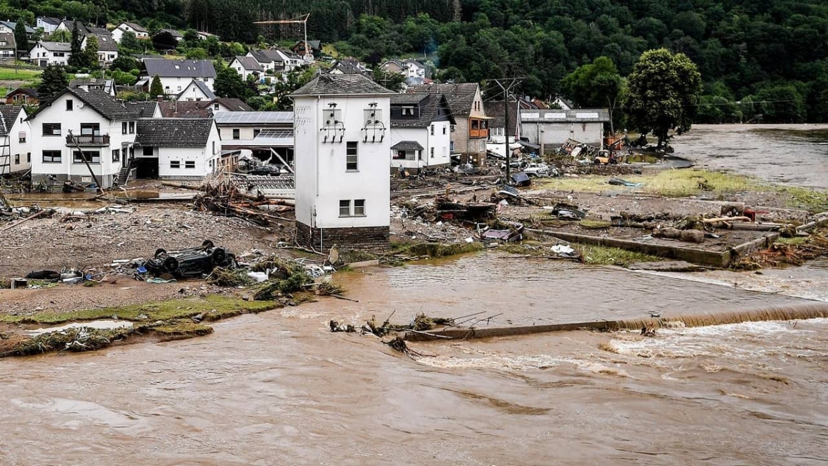 Lluvias torrenciales azotan Europa: al menos 42 muertos en Alemania