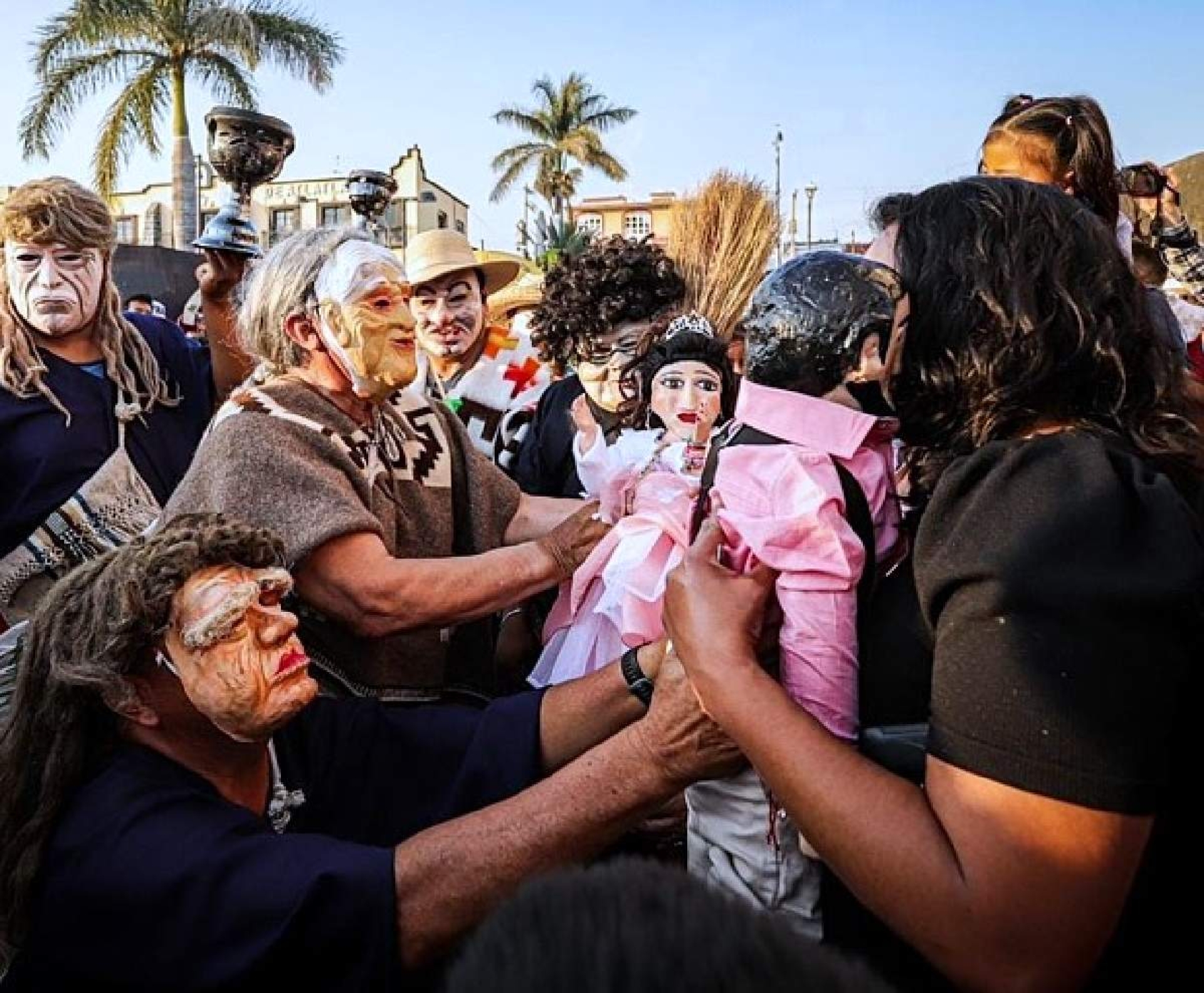 Atlatlahucan exige respeto en representación de la Danza de las Negras