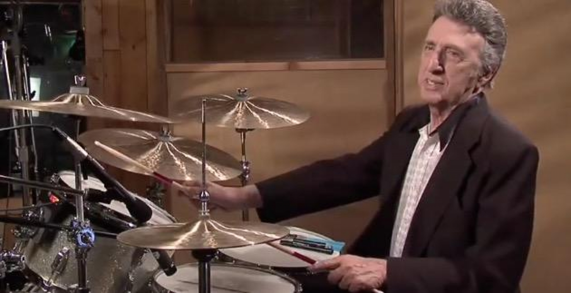 Muere D.J. Fontana, por años el baterista de Elvis Presley