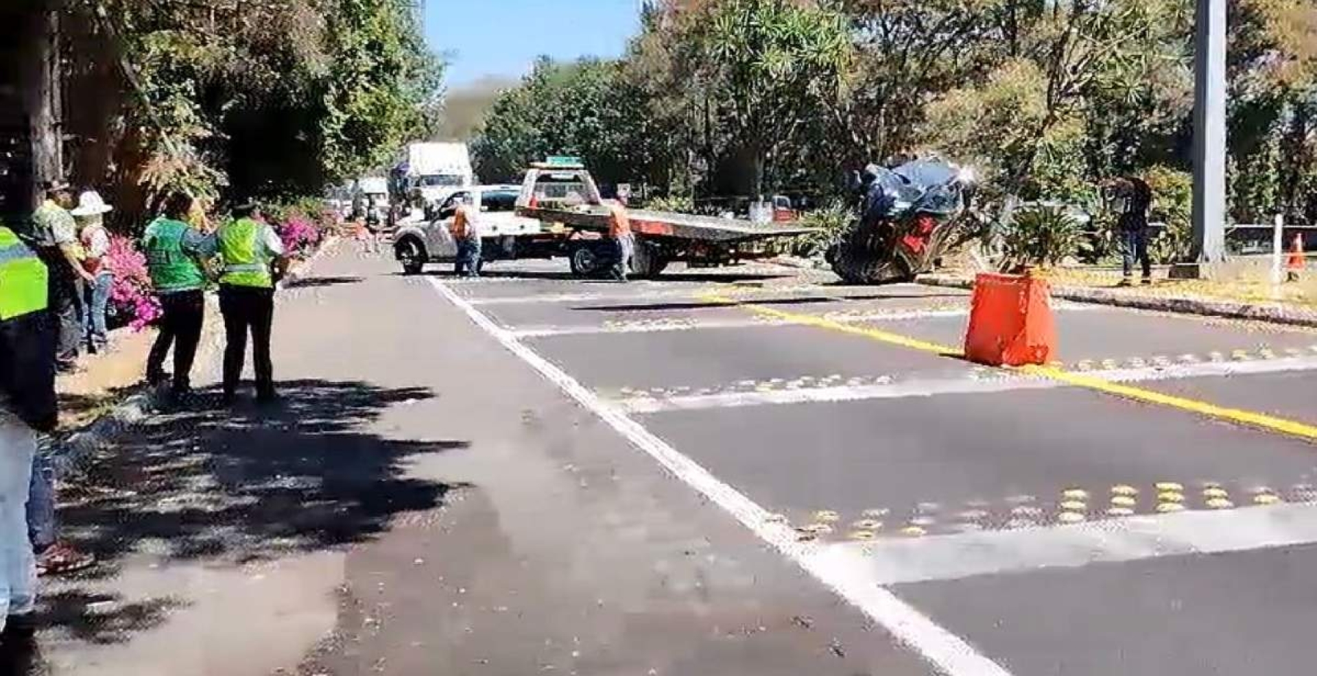 Arrollan a trabajadores en la autopista México-Acapulco