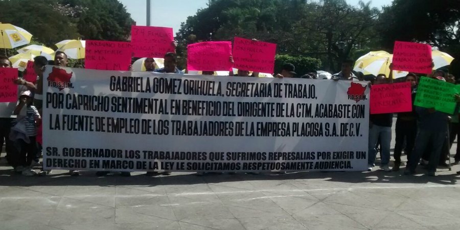 Trabajadores de empresa ubicada en Civac se manifiestan en Cuernavaca; denuncian 34 despidos injustificados