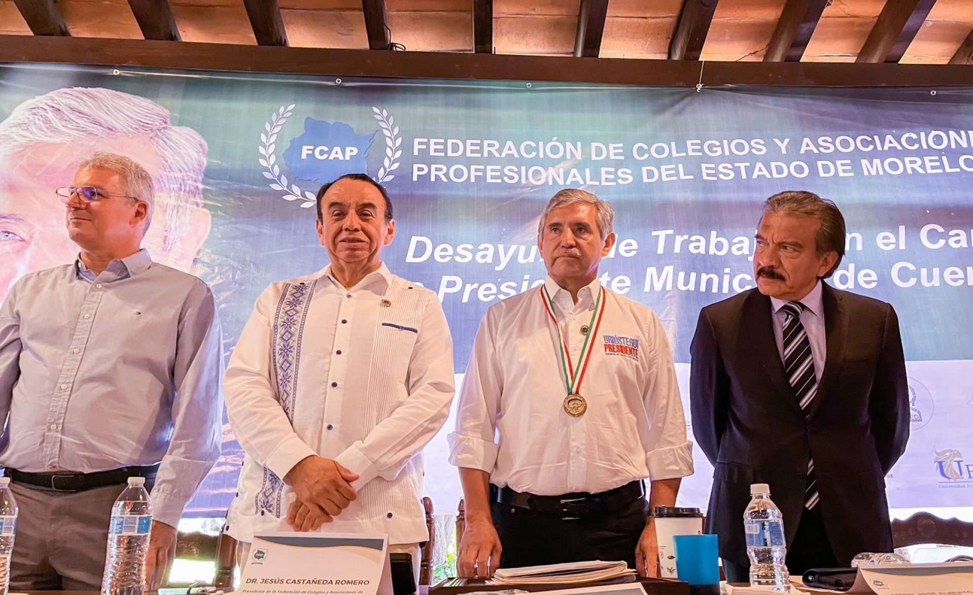 Se reúne Urióstegui con integrantes de la FCAP