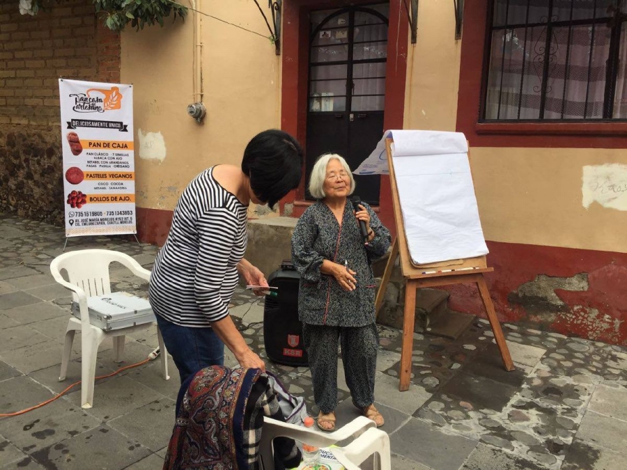 En Tlayacapan se impartió un taller de alimentación orgánica