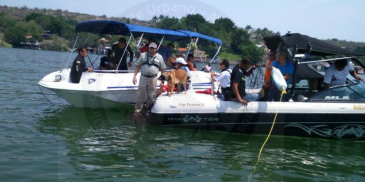Buzos recuperan cuerpo de joven reportado como desaparecido en Tequesquitengo