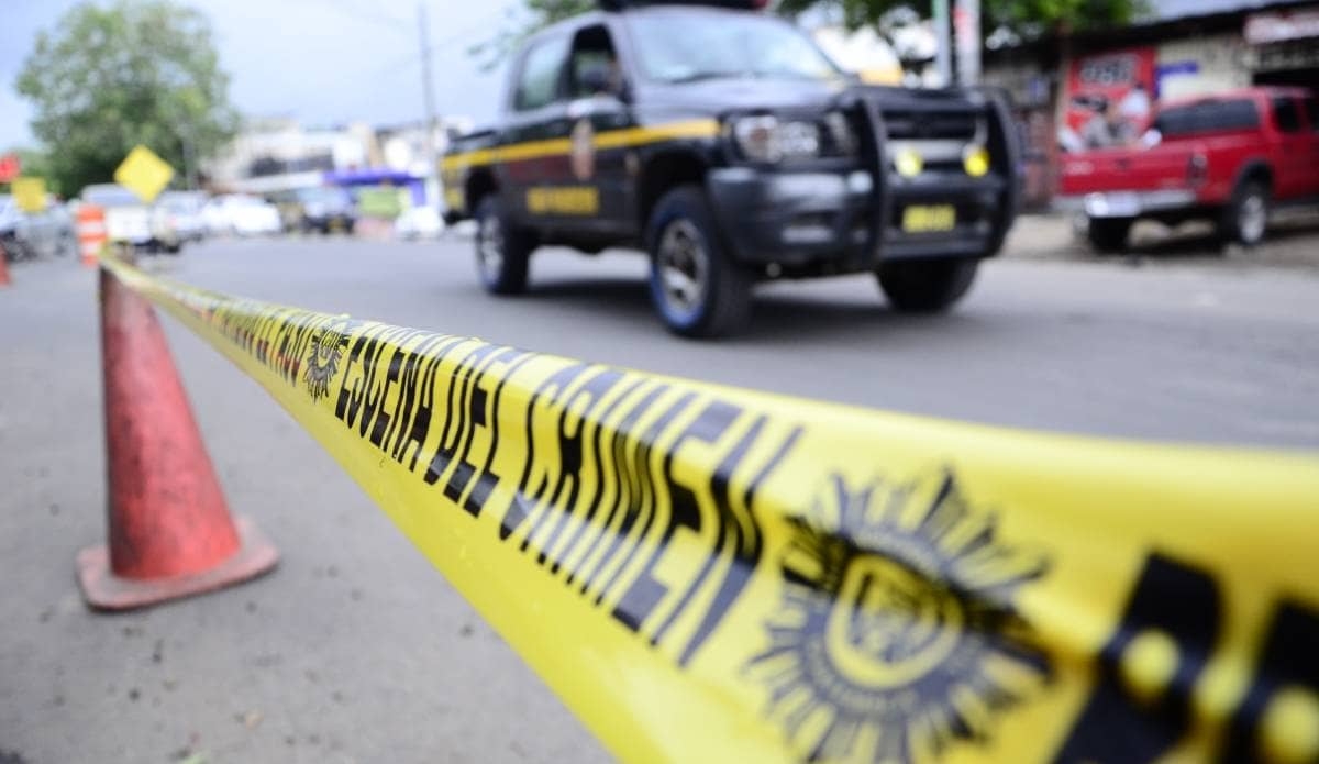 Hallan a un hombre decapitado