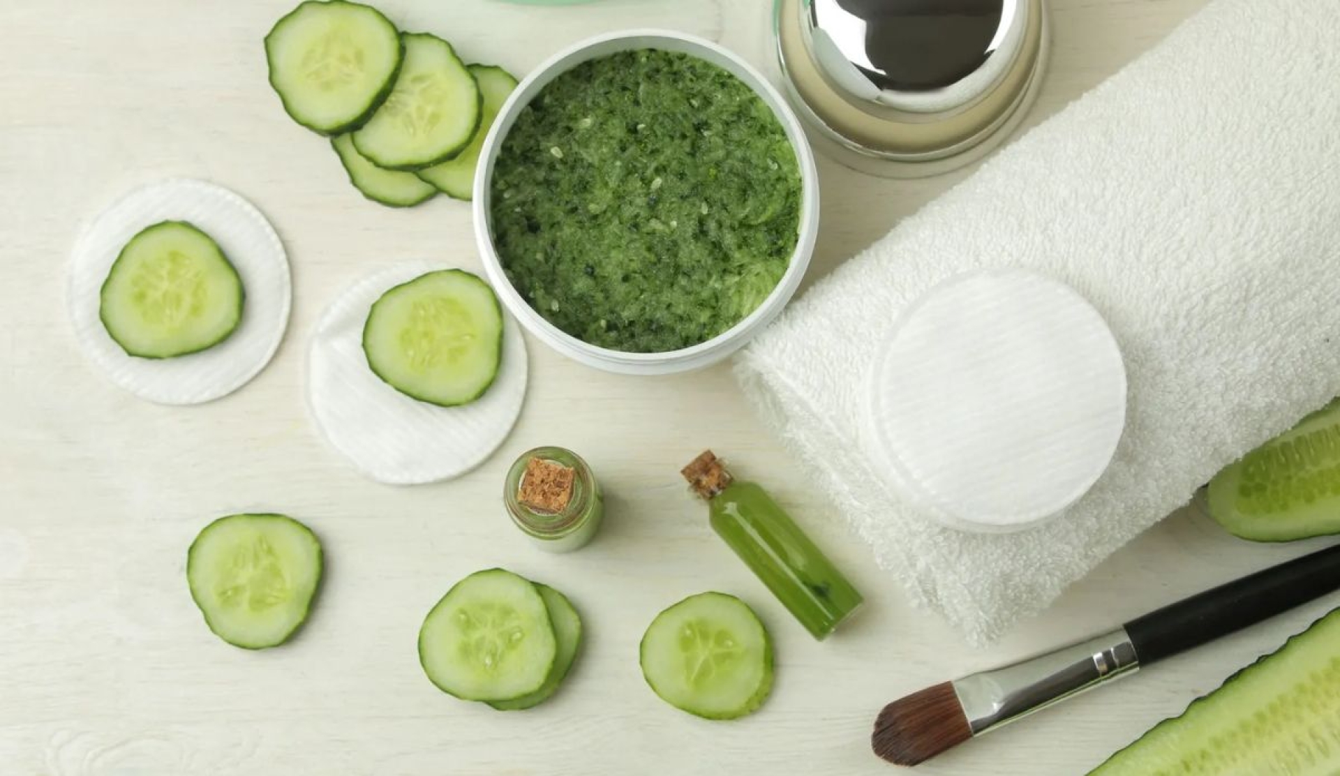 Pepino y aloe vera: la combinación natural para una piel fresca y suave