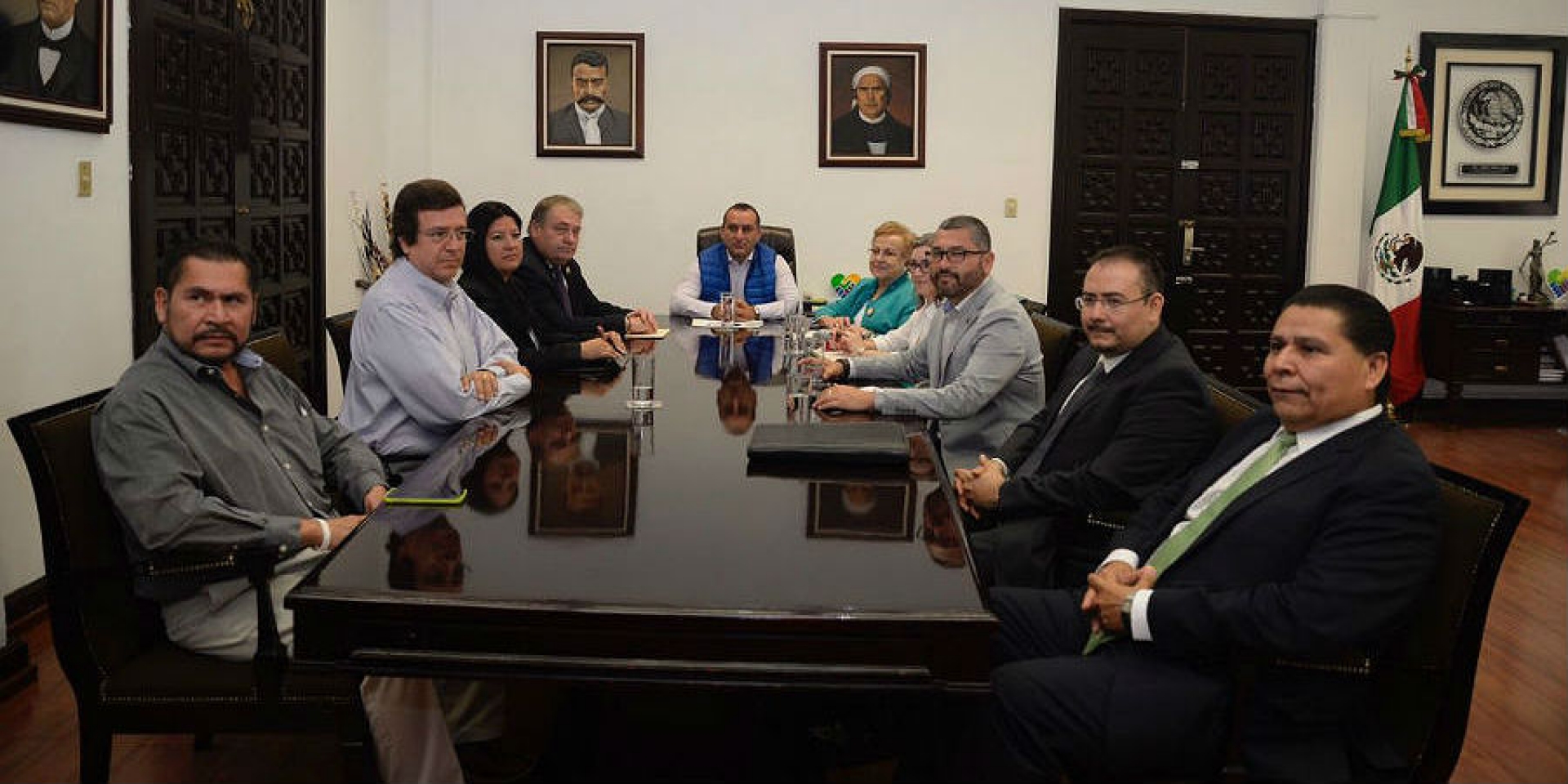 Efectúan primera reunión de trabajo, informal, para la transición del gobierno estatal