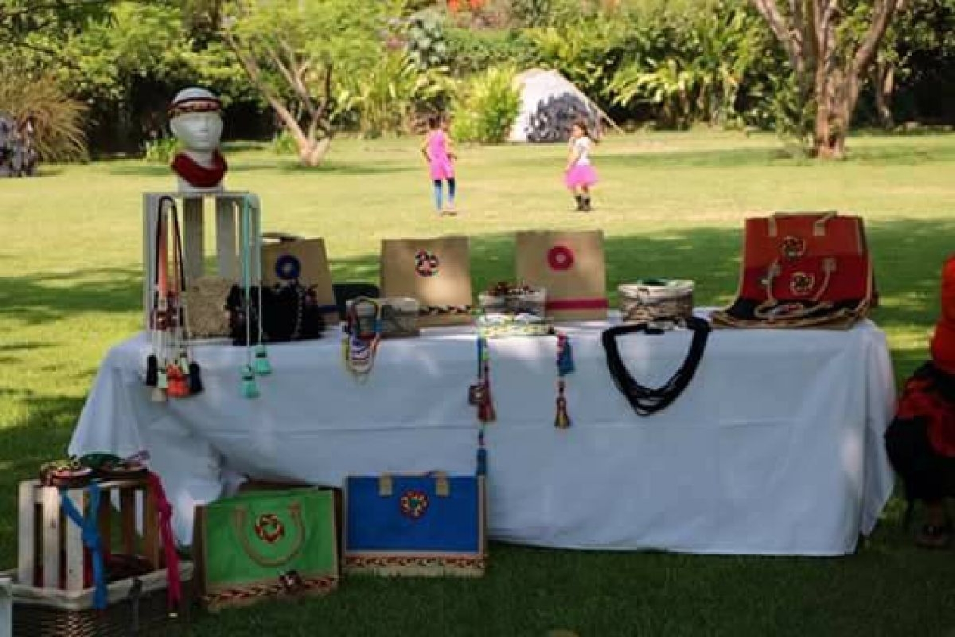 Promueven tianguis artesanal en Tetecala