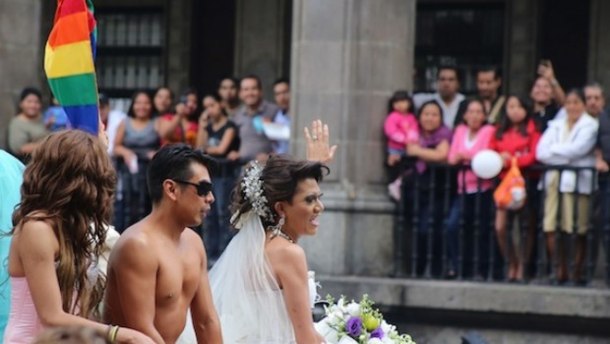 Aprobada, la legalización del matrimonio gay; hoy se oficializará