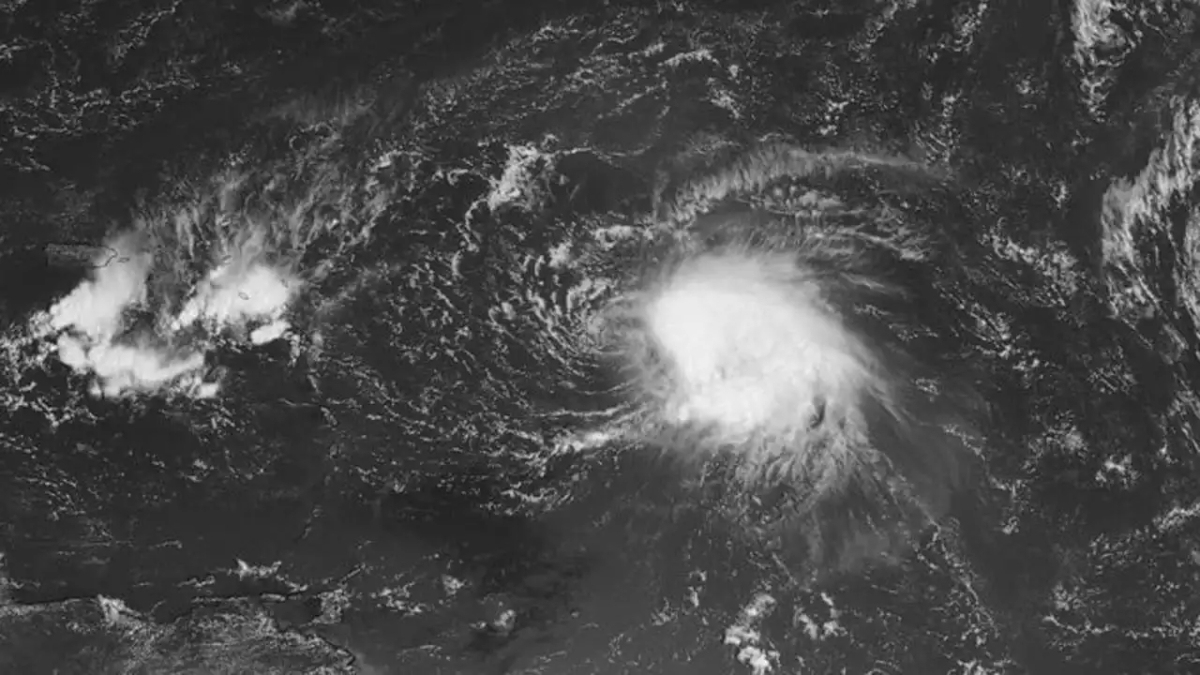 Tormenta Fiona amenaza a Puerto Rico y República Dominicana