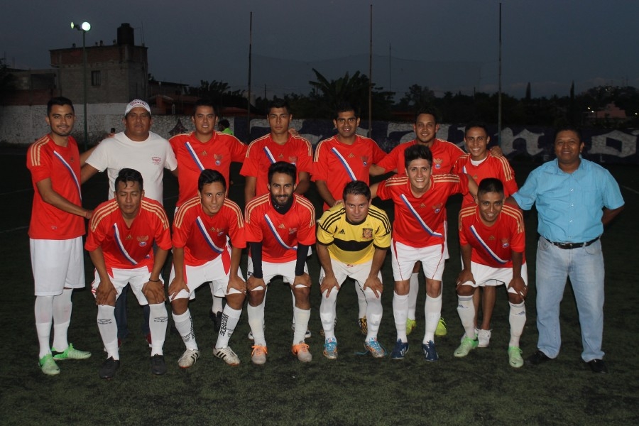 Selección Tres de Mayo califica a octavos de final