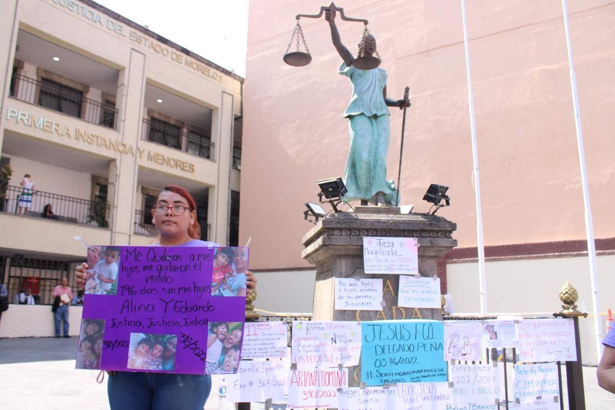 Protestan en Cuernavaca en defensa de la SCJN
