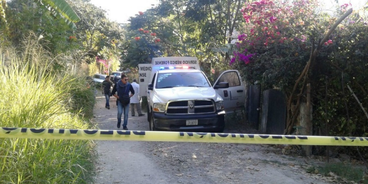 Encuentran cadáver en la colonia 10 de Abril de Temixco