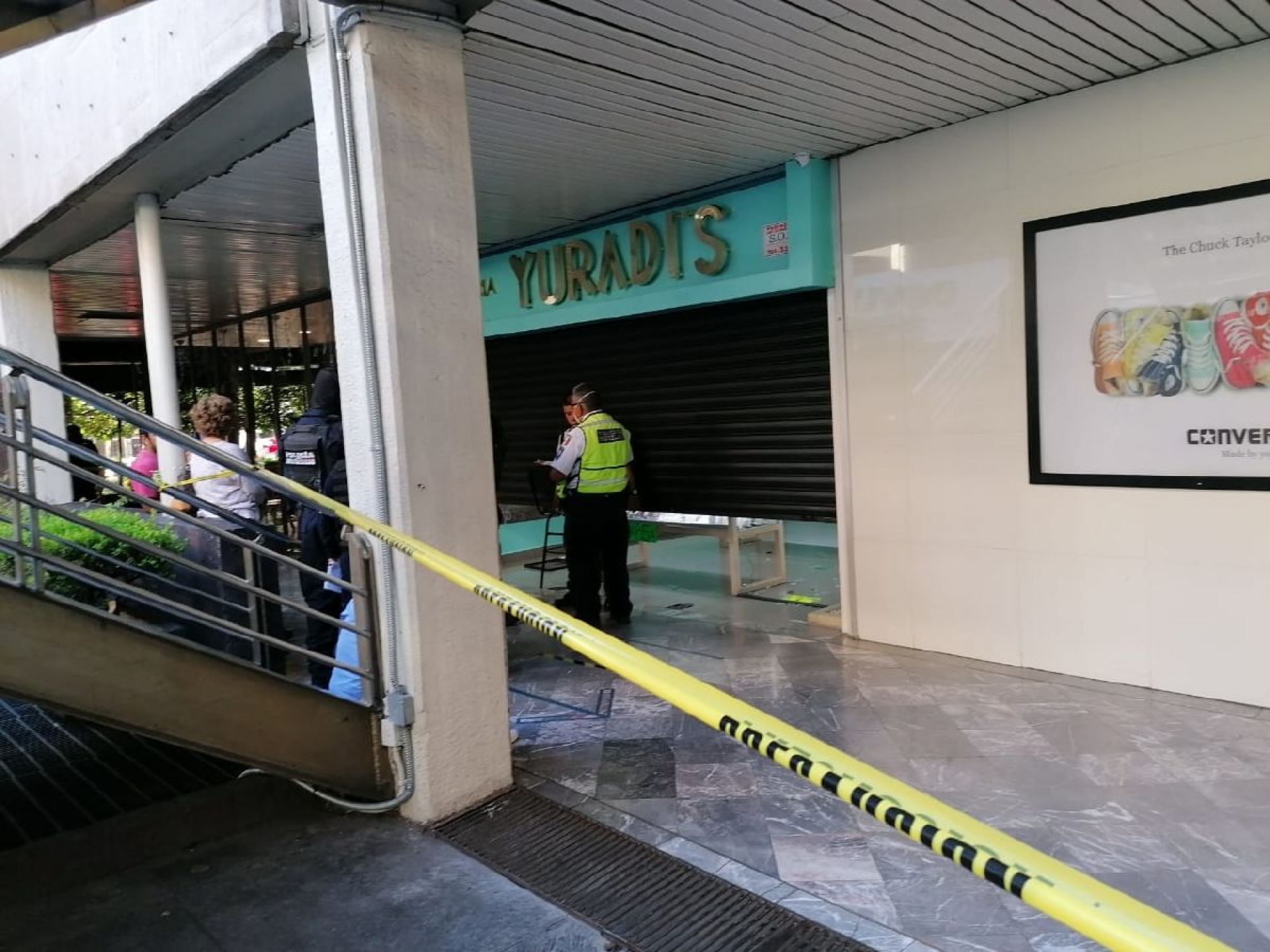 Asaltan 2 joyerías en pleno centro de Cuernavaca