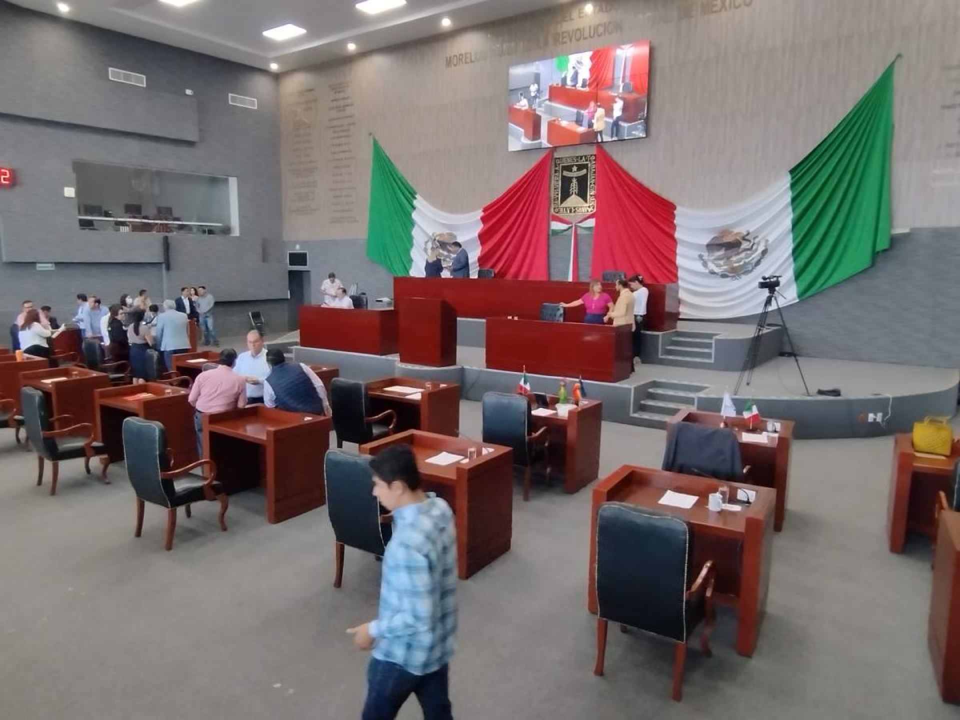 Diputados locales, sancionados por la justicia federal