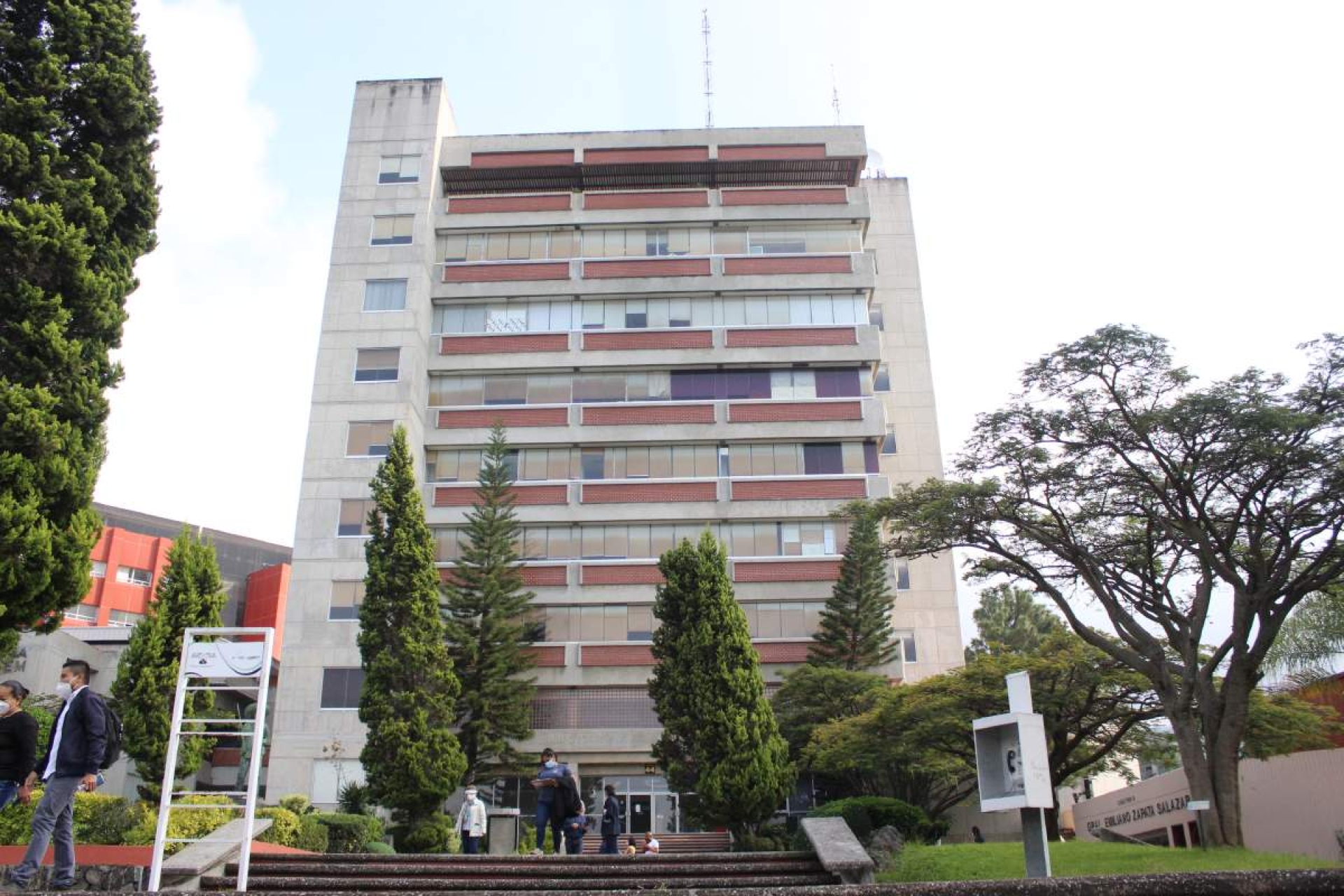 Avanzan gestiones para atender finanzas de la UAEM