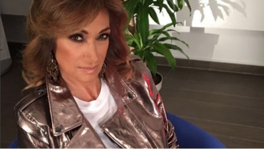 Adela Micha despide y deja en ridículo a 'La Mars' (VIDEO)