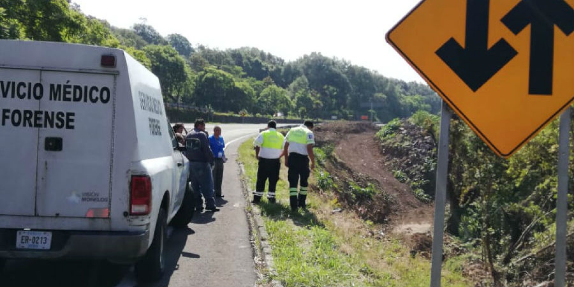 Hallan el fémur de un hombre en la autopista Cuernavaca-Tepoztlán