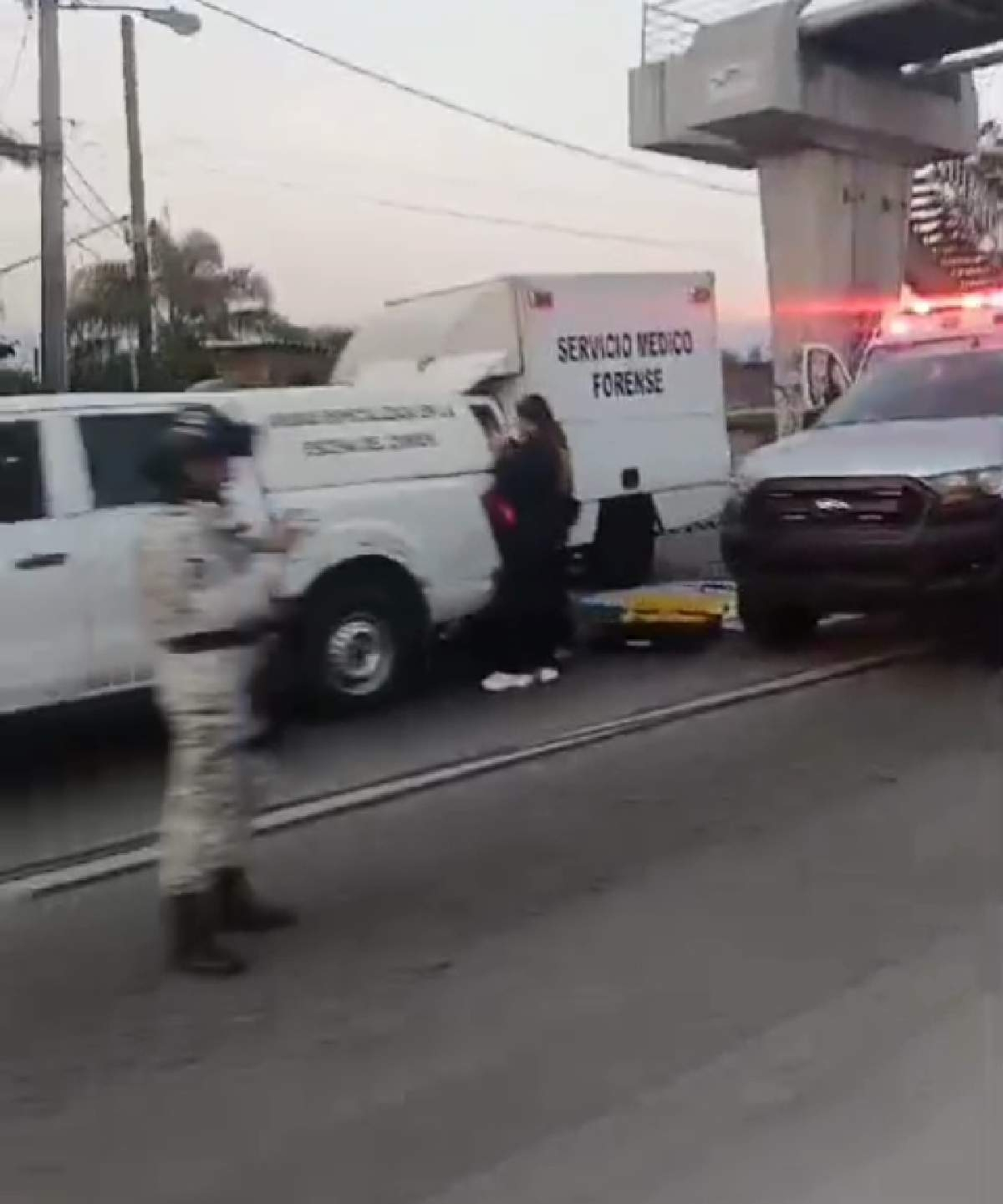 Hallan un cadáver dentro de un auto