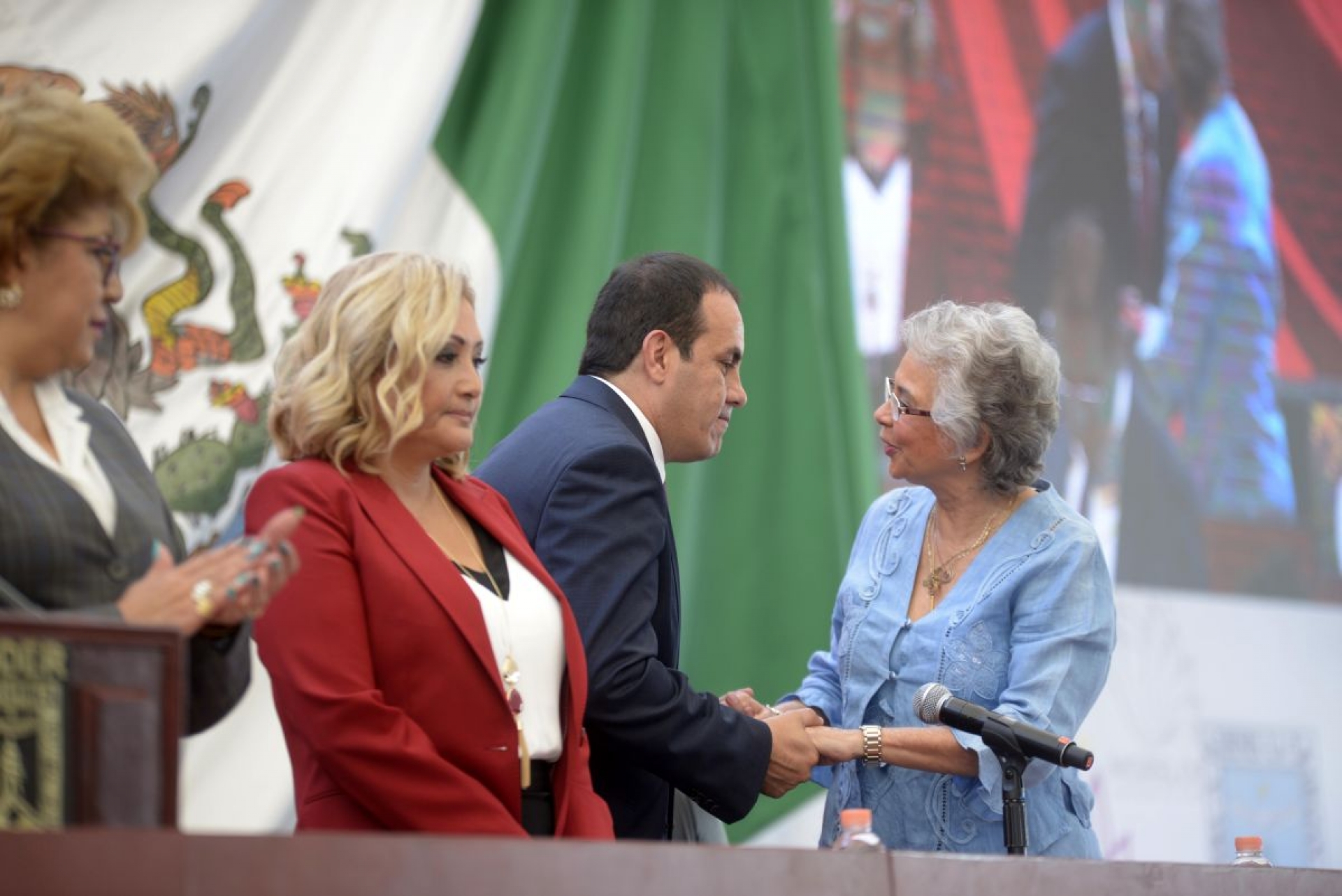 Pendiente, la fusión de secretarías