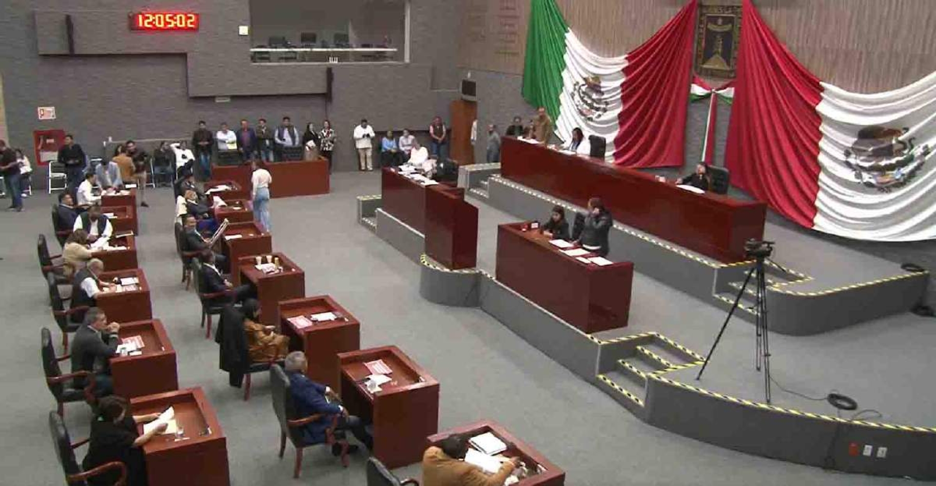 Avanzan diputados en consensos