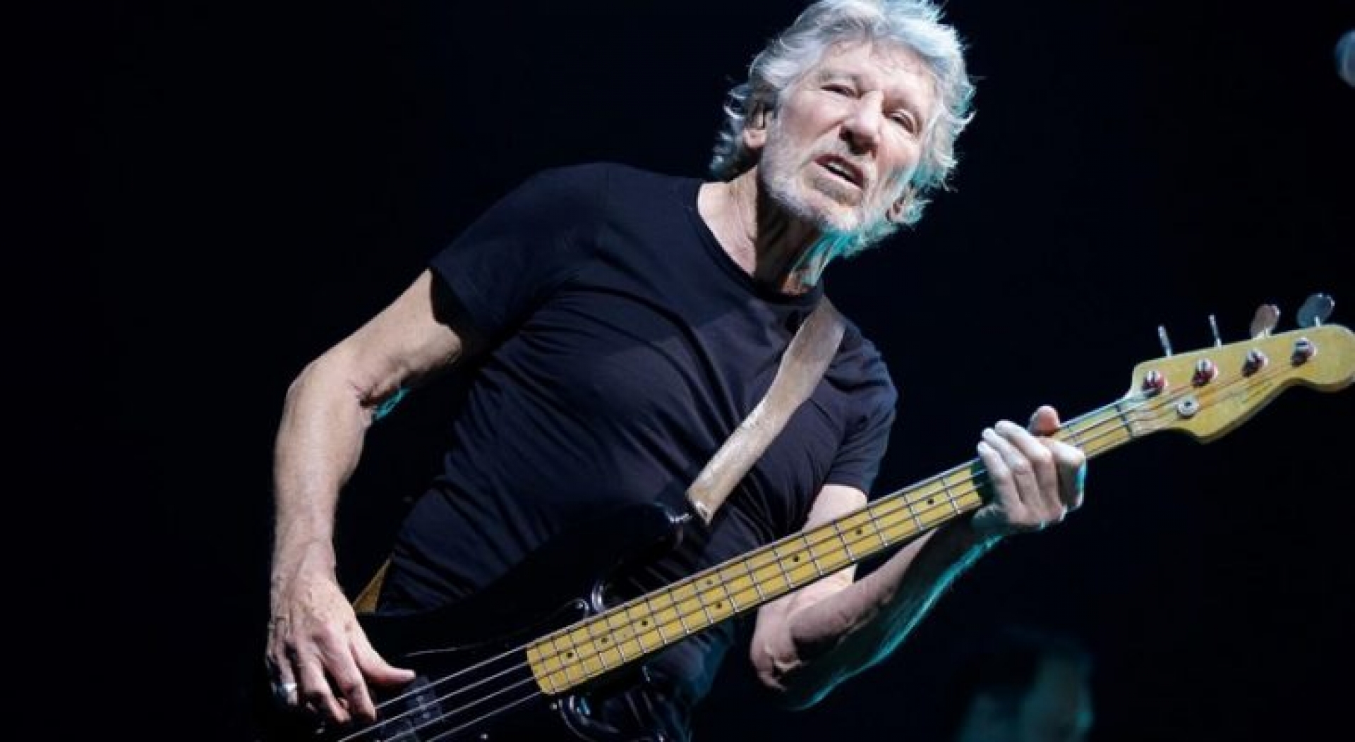 Roger Waters le desea suerte al nuevo gobierno de AMLO y da gracias a Dios porque “ya se largó EPN”