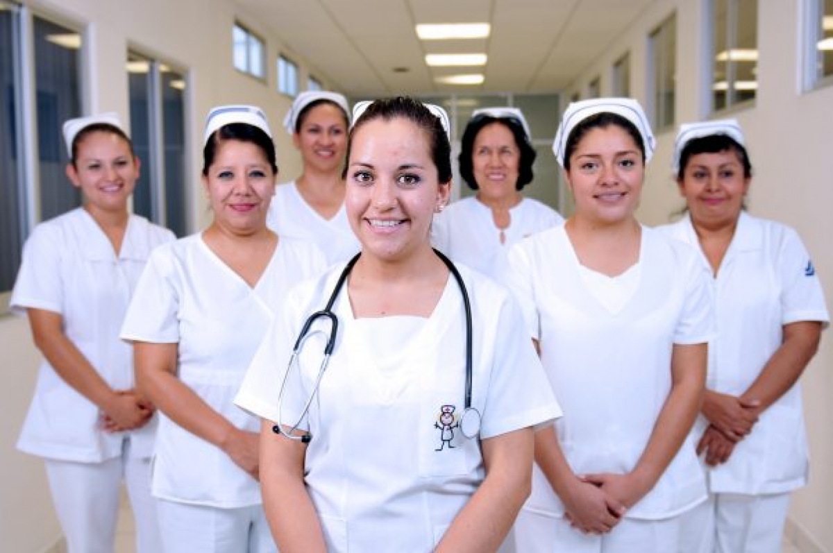 Ayer, trabajadores de Salud cobraron sus quincenas