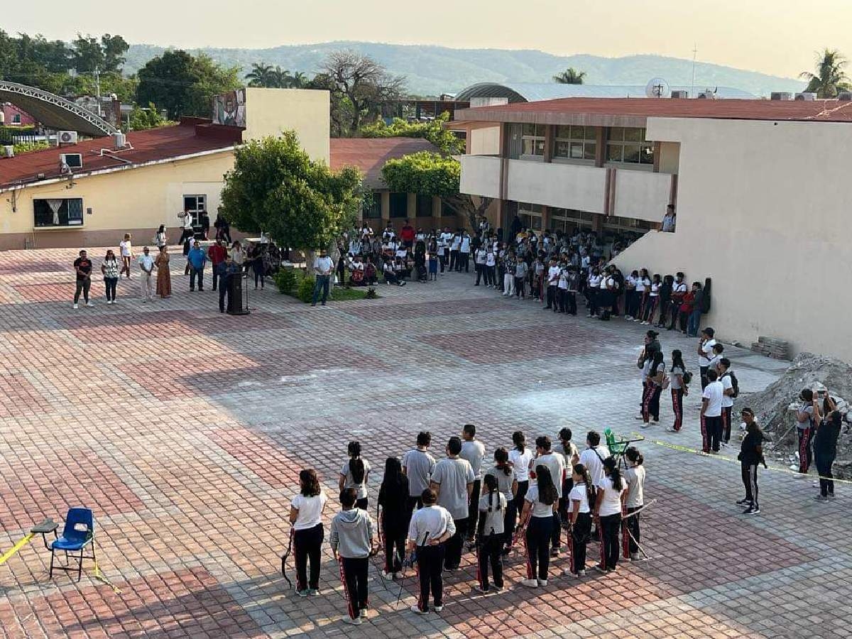 Solo hubo un candidato para dirigir la preparatoria Cinco