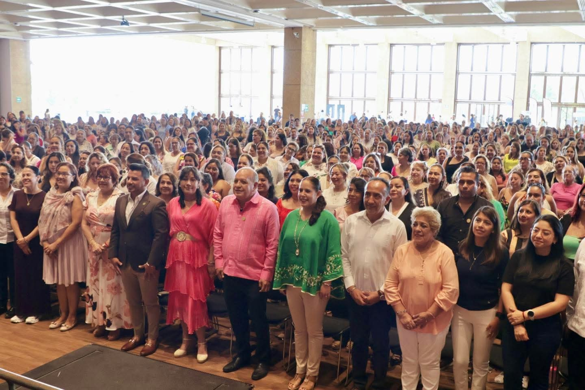 Festeja SNTE Día de la Educadora en Morelos