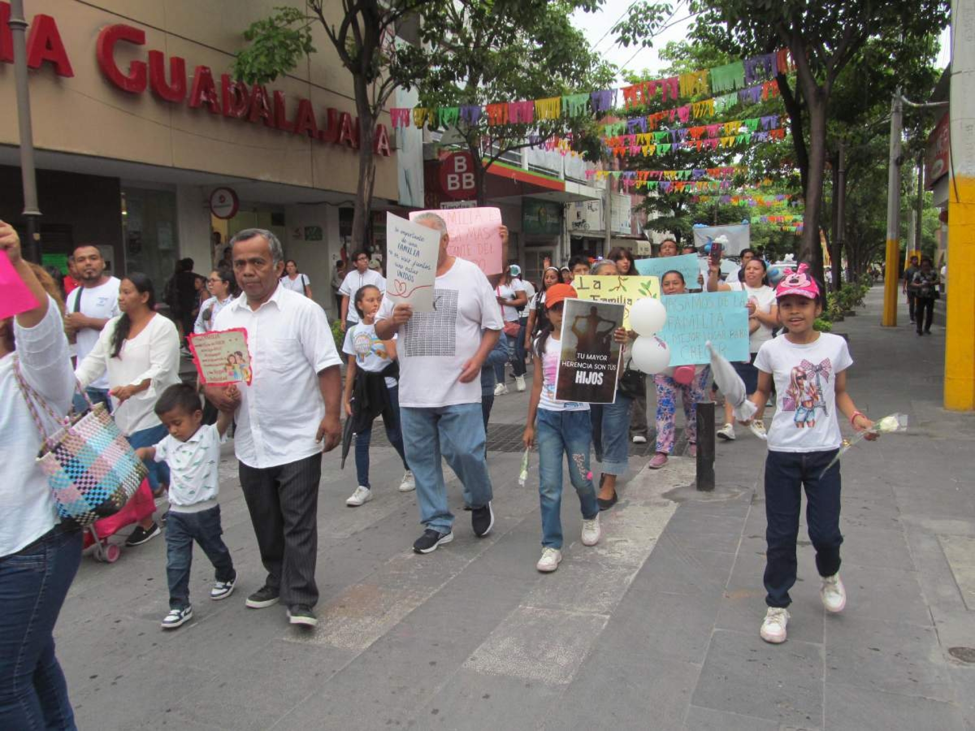 Piden paz y se fortalezcan los valores y la familia