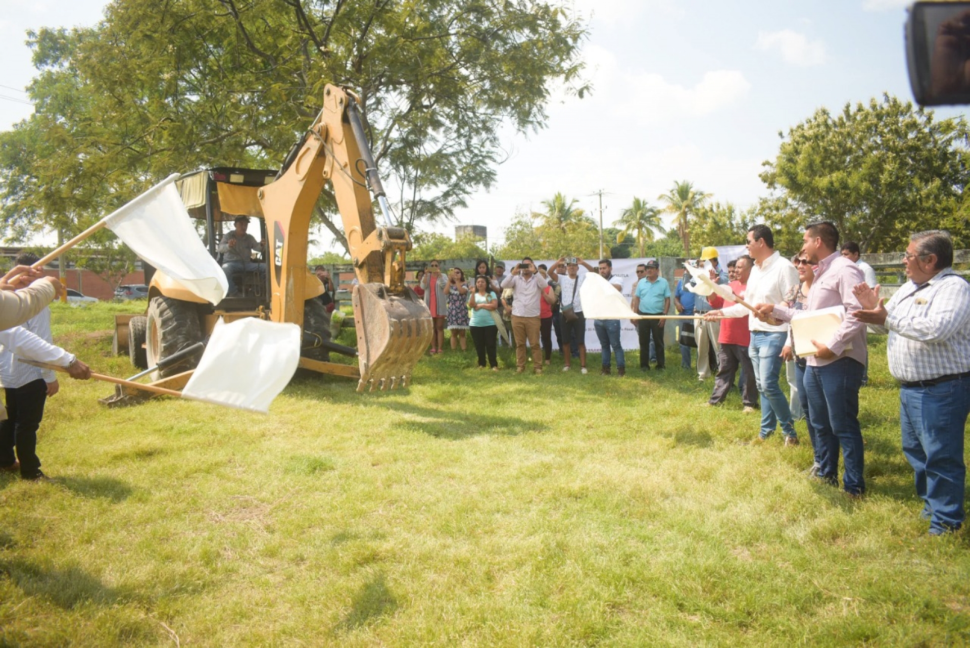 Arrancan trabajos de rehabilitación de drenaje en la Unidad Morelos